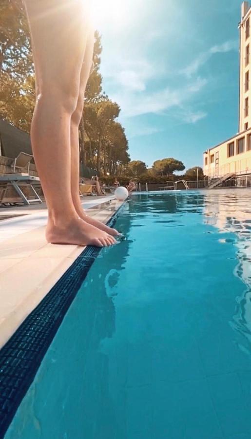 Hotel Fenix Cavallino-Treporti Kültér fotó