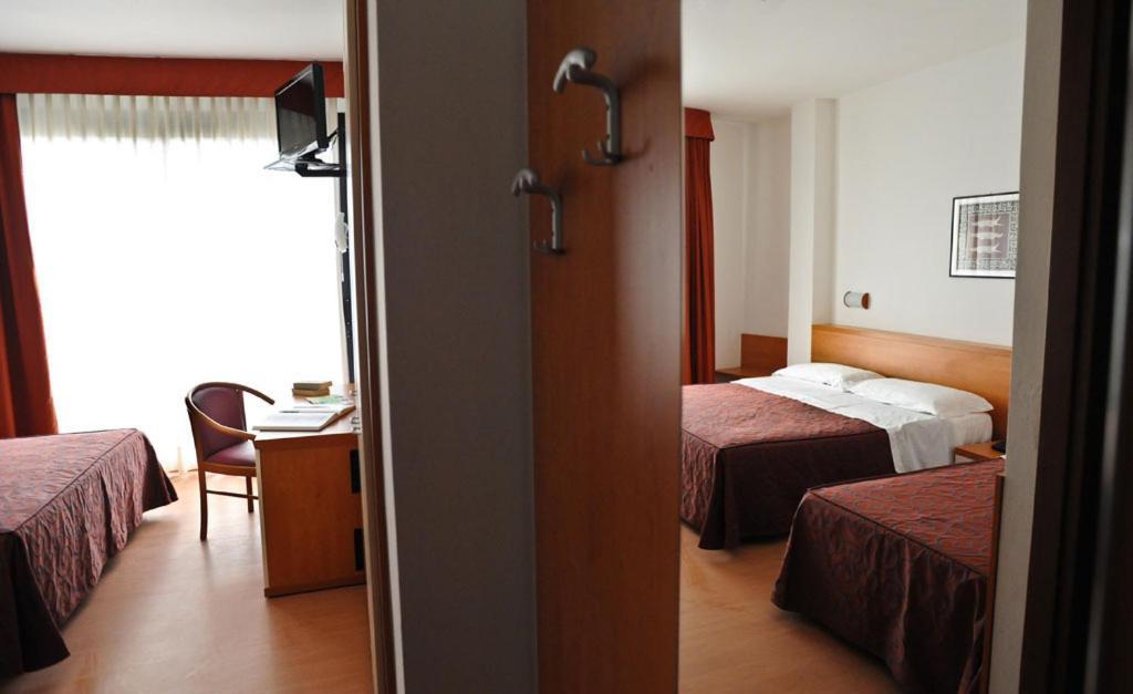 Hotel Fenix Cavallino-Treporti Kültér fotó